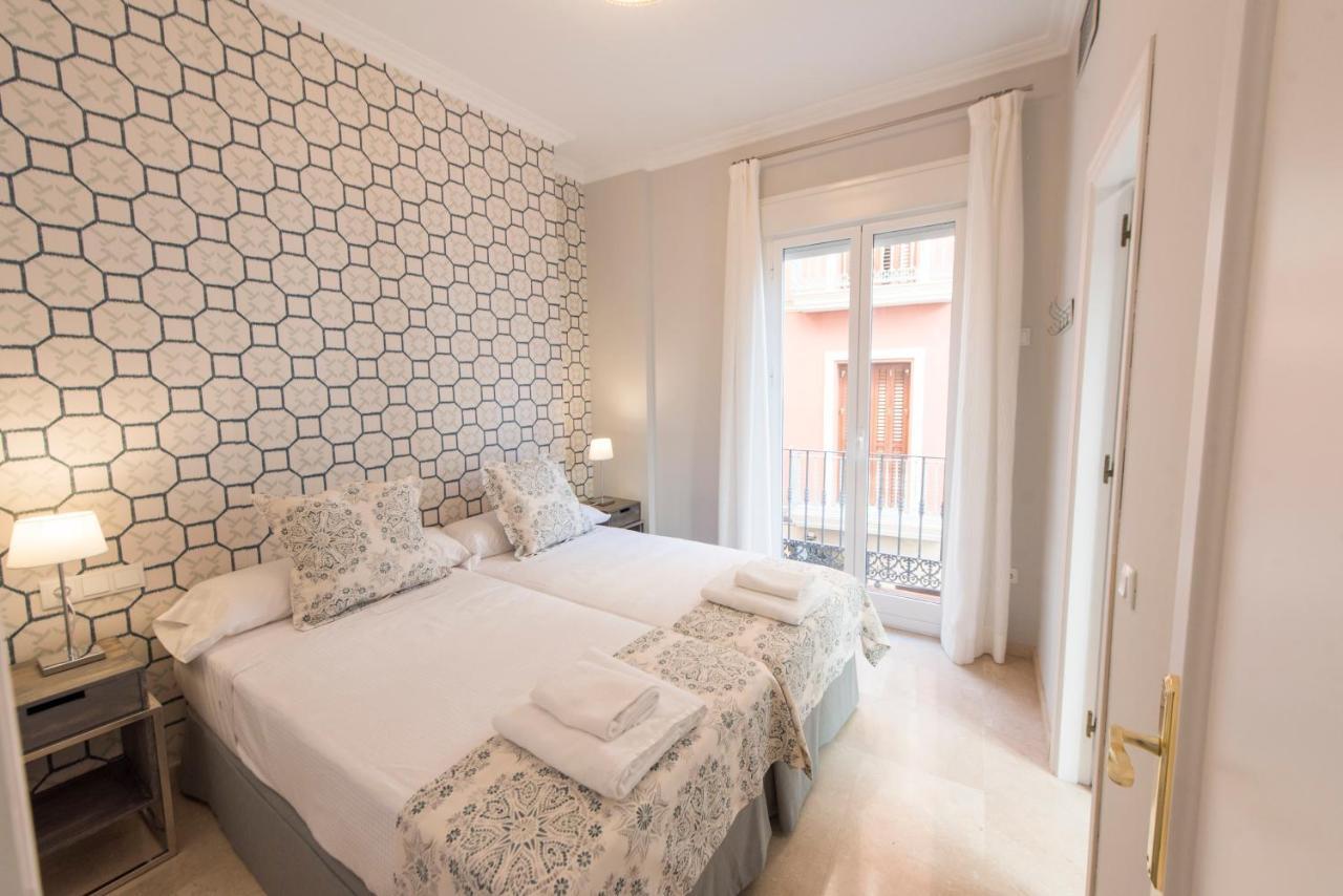 Centriko Francos Appartement Sevilla Buitenkant foto