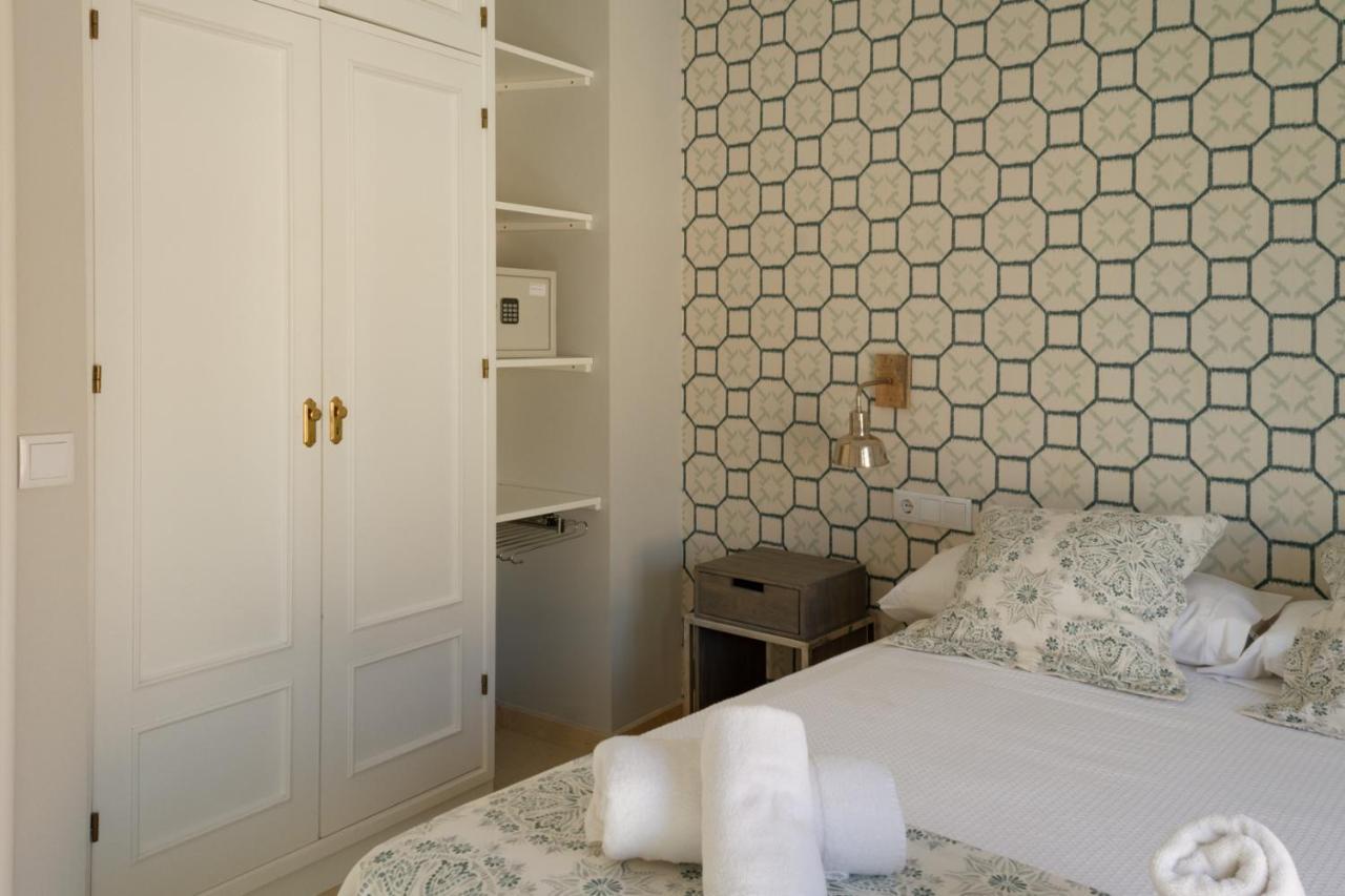 Centriko Francos Appartement Sevilla Buitenkant foto