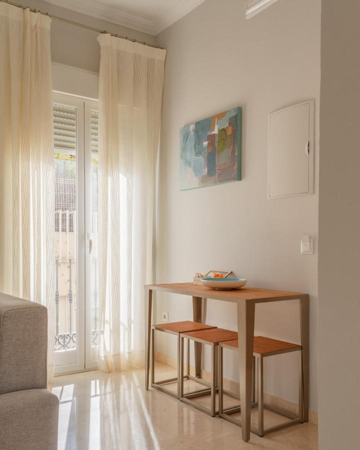 Centriko Francos Appartement Sevilla Buitenkant foto