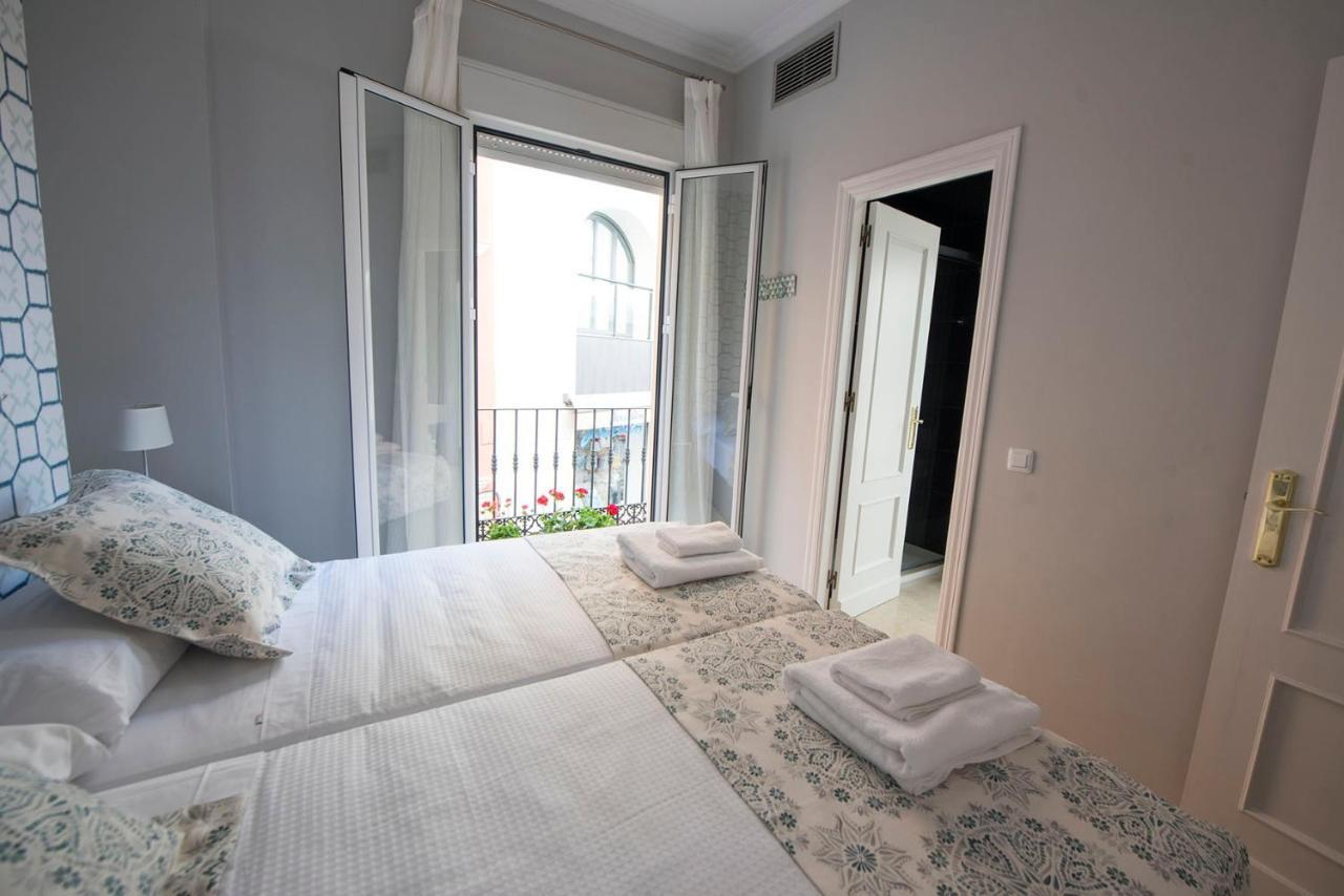 Centriko Francos Appartement Sevilla Buitenkant foto