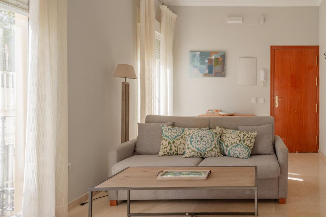 Centriko Francos Appartement Sevilla Buitenkant foto