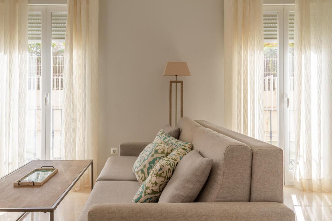 Centriko Francos Appartement Sevilla Buitenkant foto